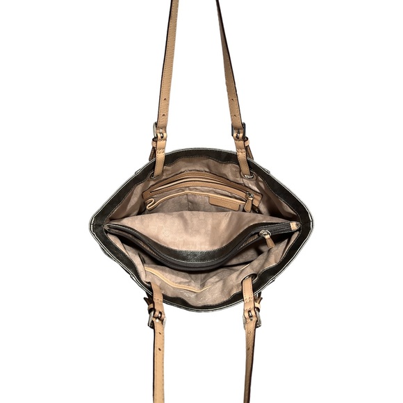 Michael Kors Signature Logo Tote Bag - Picture 3 of 10